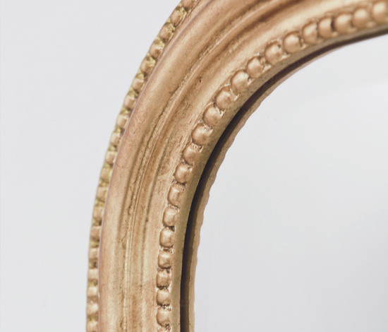Variant Image 2