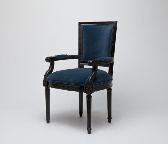 FABIA ARM CHAIR Main Image