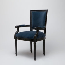 FABIA ARM CHAIR